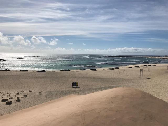 Apartamento La Concha Seaview Direct At The Beach & Sea El Cotillo  ภายนอก รูปภาพ